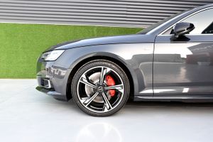 Audi A4 Avant 2.0 TDI 140kW190CV S tron sport 5p. S line  - Foto 12