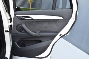 BMW X1 sDrive18d   - Foto 40