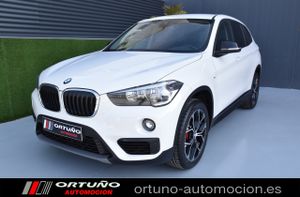 BMW X1 sDrive18d   - Foto 2