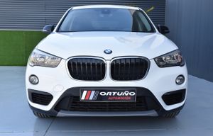 BMW X1 sDrive18d   - Foto 8