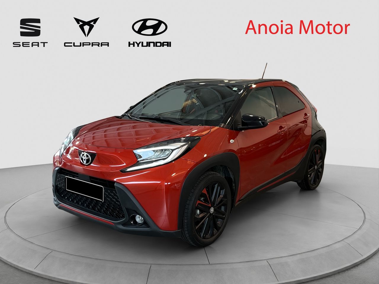 Toyota Aygo X Cross PLAY 1.0    - Foto 1