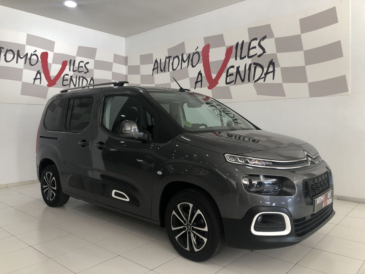Citroën Berlingo Shine M  - Foto 1