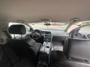 Audi Q7  3.0 TDI quattro tiptronic   - Foto 12