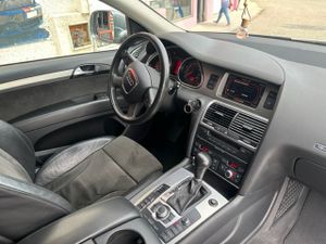 Audi Q7  3.0 TDI quattro tiptronic   - Foto 11