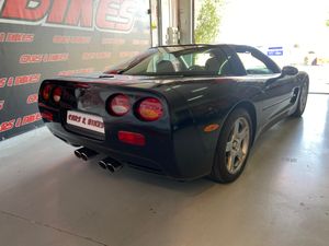 Chevrolet Corvette 5.7 V8 A targa   - Foto 9