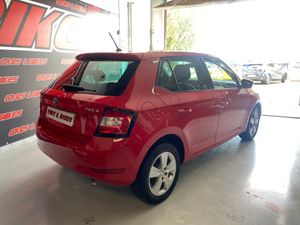 Skoda Fabia 1.0 MPI 55KW 75cv Like   - Foto 3