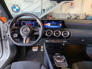 Mercedes Clase A  250 e AMG LINE   - Foto 31