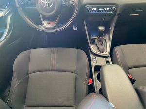 Toyota Yaris 1.5 120H GR Sport   - Foto 9