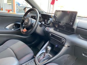 Toyota Yaris 1.5 120H GR Sport   - Foto 11