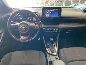 Toyota Yaris 1.5 120H GR Sport   - Foto 8