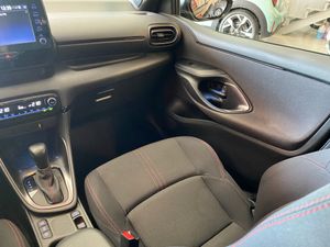 Toyota Yaris 1.5 120H GR Sport   - Foto 10