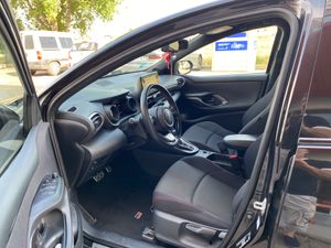 Toyota Yaris 1.5 120H GR Sport   - Foto 17
