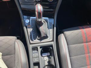 Volkswagen Golf GTI TCR 2.0 TSI 213kW290CV DSG   - Foto 23
