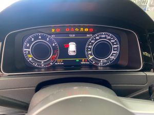 Volkswagen Golf GTI TCR 2.0 TSI 213kW290CV DSG  - Foto 6