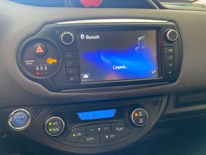 Toyota Yaris Hybrid Active   - Foto 20