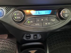 Toyota Yaris Hybrid Active   - Foto 19