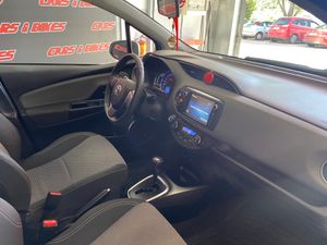 Toyota Yaris Hybrid Active   - Foto 10