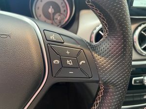 Mercedes GLA 200 URBAN   - Foto 23