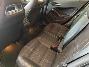 Mercedes GLA 200 URBAN   - Foto 17
