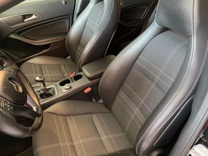 Mercedes GLA 200 URBAN   - Foto 13