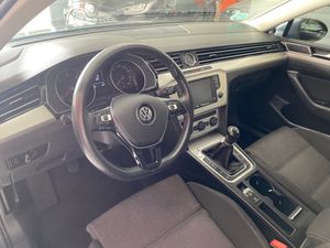 Volkswagen Passat Variant Edition 2.0 TDI 110kW150CV BMT   - Foto 13