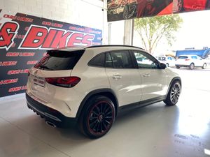 Mercedes GLA 200D   - Foto 11