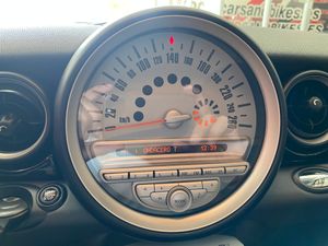 MINI Cooper D  - Foto 16