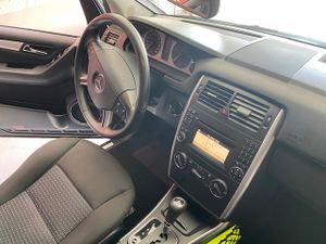 Mercedes Clase B B 180 CDI Autotronic - Foto 17