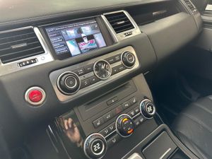 Land-Rover Range Rover Sport 3.0 SDV6 255 CV SE - Foto 41