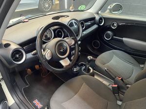 MINI Clubman One 75 CV - Foto 23