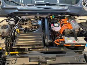 Cupra Formentor 1.4 eHybrid 150kW 204 CV DSG - Foto 34