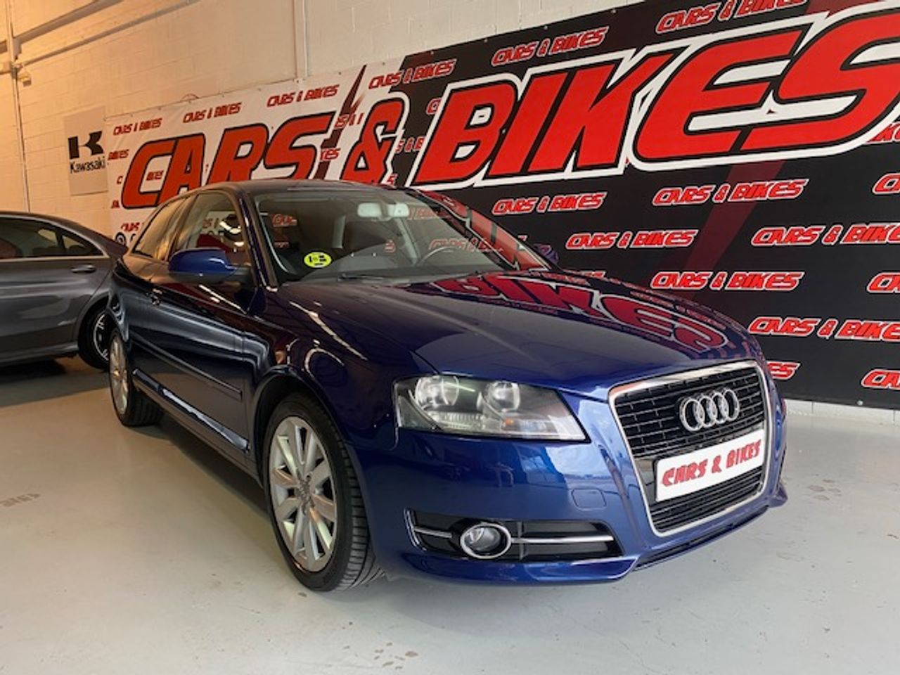 Audi A3 1.6 TDI AMBIENTE - Foto 1