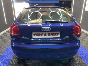 Audi A3 1.6 TDI AMBIENTE - Foto 22
