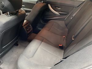 BMW Serie 3 318d Berlina - Foto 14