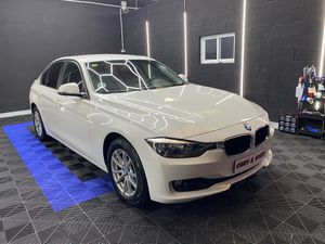 BMW Serie 3 318d Berlina - Foto 6