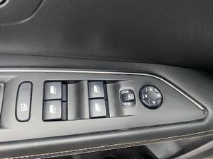 Peugeot 3008 Hybrid 1.5 BlueHDi 96kW 130CV SS GT Line - Foto 17