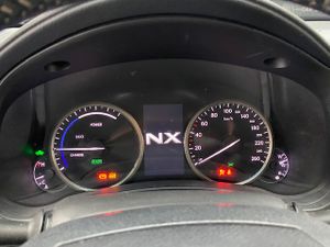 Lexus NX 2.5 300h Corporate 2WD  Navibox - Foto 12