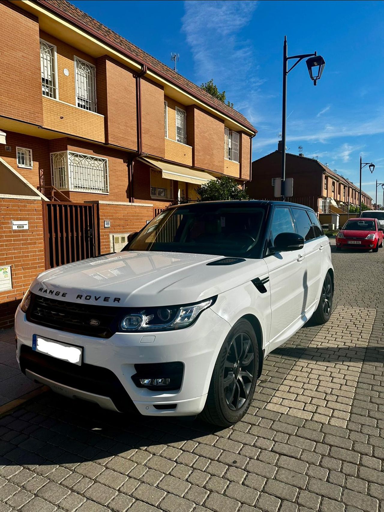 Land-Rover Range Rover Sport 3.0 TDV6 258 CV HSE - Foto 1