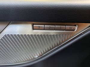 Jaguar F-Pace 2.0 I4 PHEV 404PS AWD Auto RDynamic SE - Foto 19