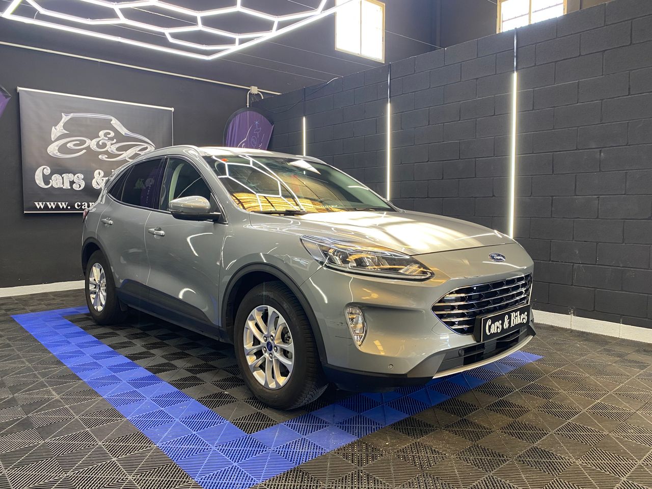 Ford Kuga Titanium 1.5 EcoBoost 110 kW (150 CV) - Foto 1