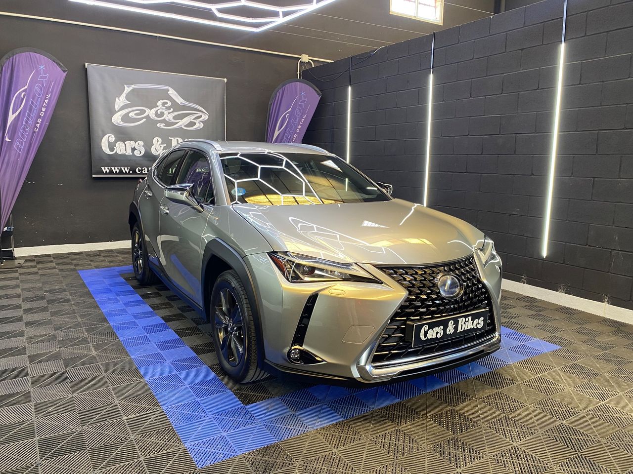 Lexus UX 250h 4x2 Business - Foto 1