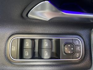 Mercedes Clase CLA 180 - Foto 12
