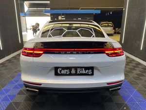 Porsche Panamera 4 E-Hybrid Executive - Foto 24