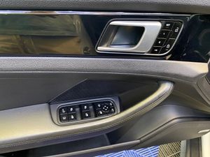 Porsche Panamera 4 E-Hybrid Executive - Foto 9