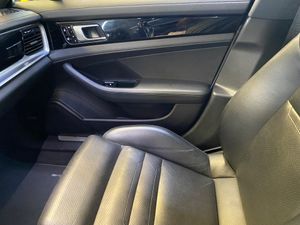 Porsche Panamera 4 E-Hybrid Executive - Foto 17