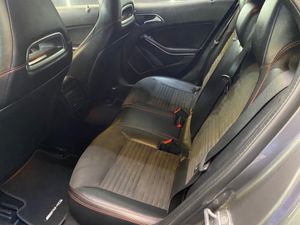 Mercedes GLA 200 d 7G-DCT - Foto 17