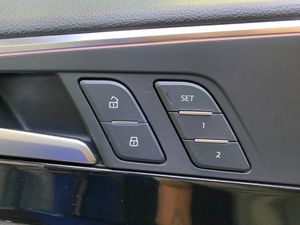Audi A4 Avant Black line edition 40 TDI S tronic 7 vel. - Foto 16