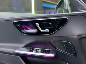 Mercedes Clase C C 300 e Berlina - Foto 10