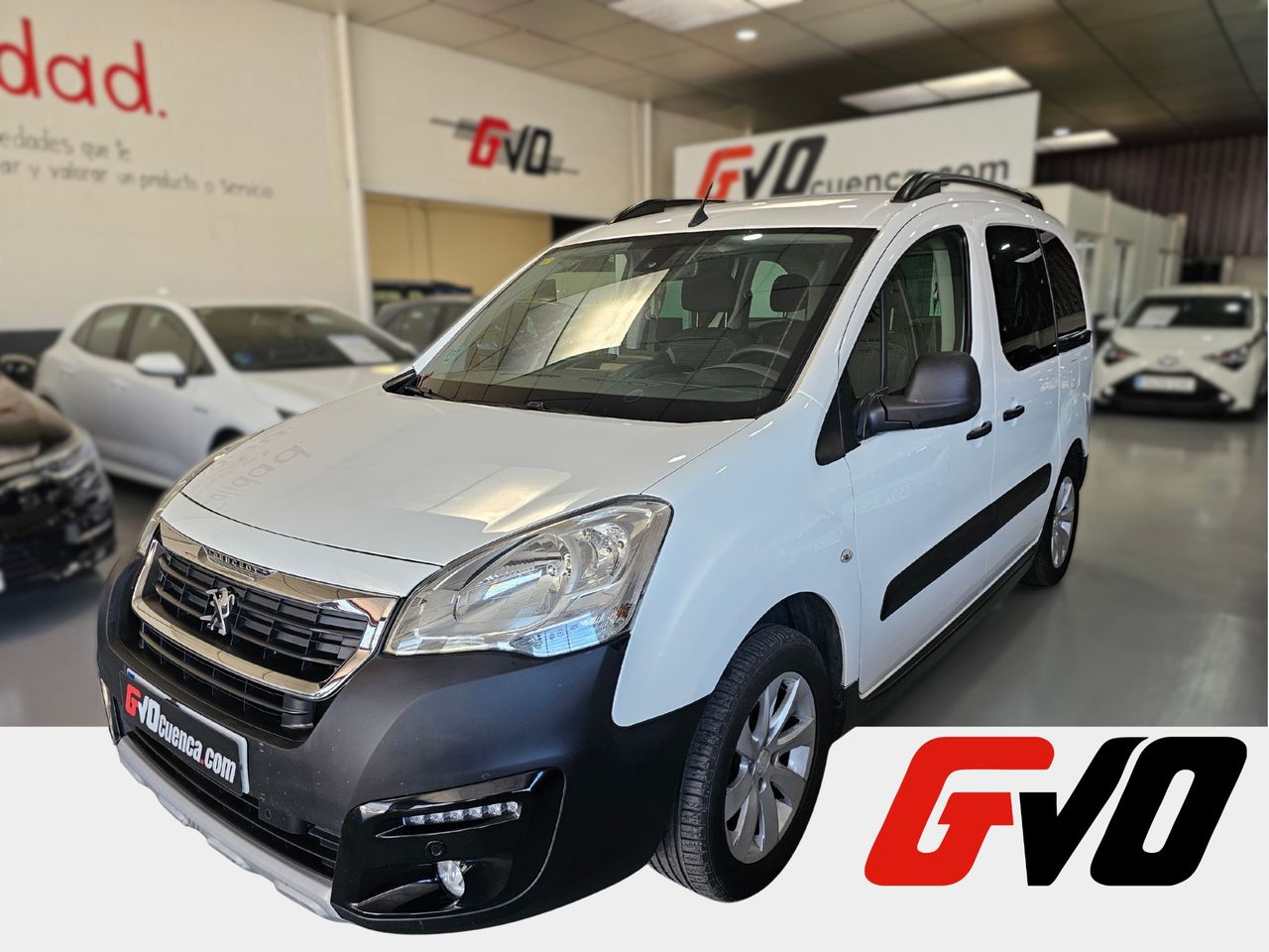 Peugeot Partner TEPEE ADVENTURE EDITION BLUEH1.5 100 CV    - Foto 1
