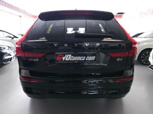 Volvo XC60 2.0 B4 MILD HYBRID D CORE 200 CV - Foto 8